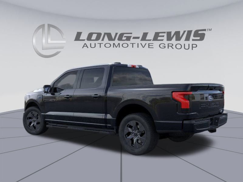 2025 Ford F-150 Lightning photo 4