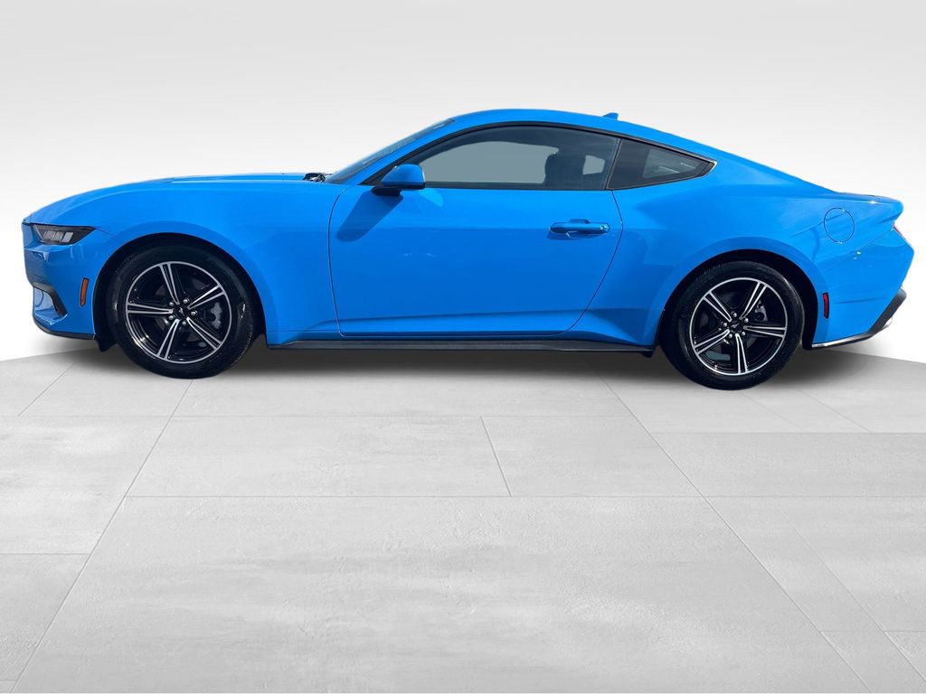 2024 Ford Mustang EcoBoost photo 2