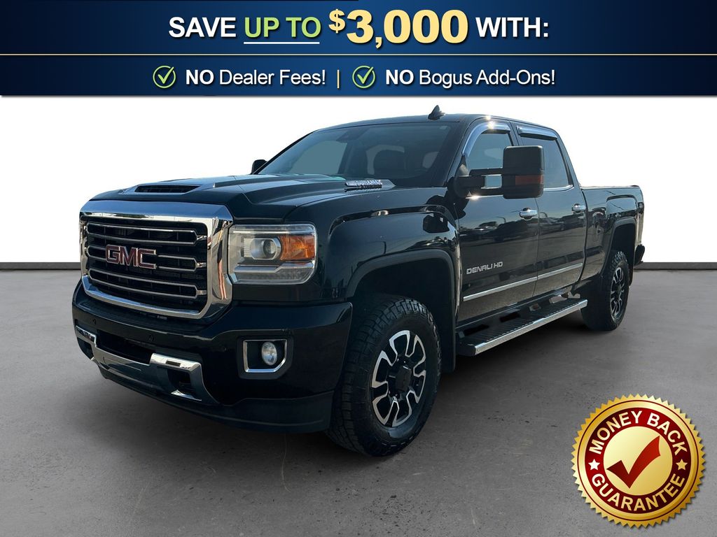 2017 GMC Sierra 4WD Crew Cab Standard Box Denali's photo