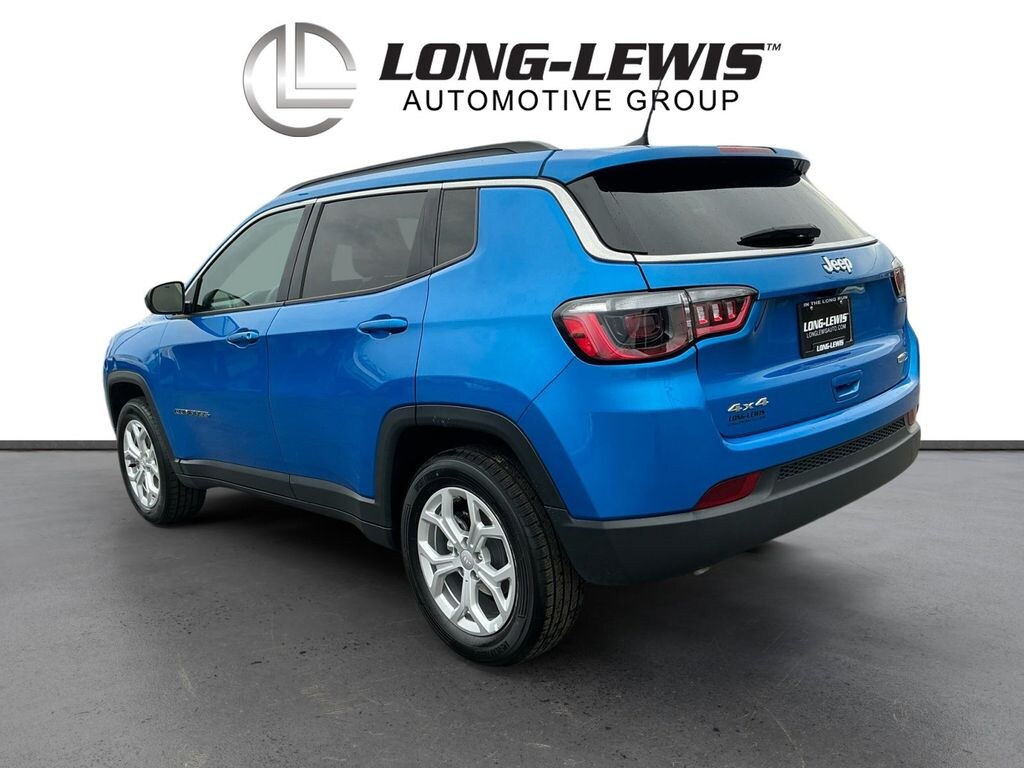 Used 2024 Jeep Compass Latitude SUV