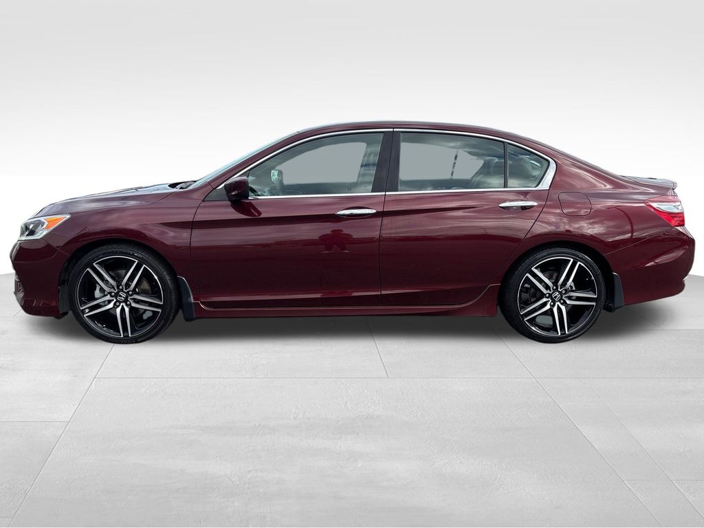 2017 Honda Accord Sport photo 2