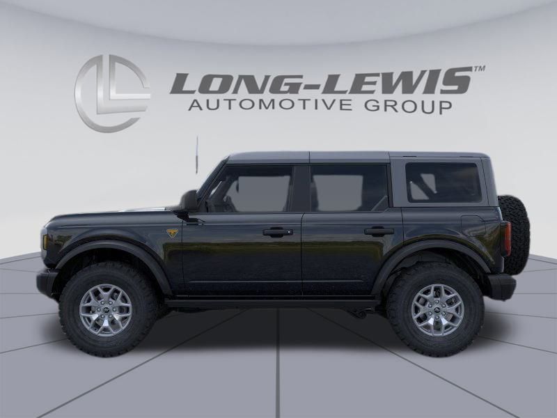 2025 Ford Bronco Badlands photo 2