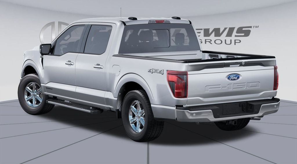 2025 Ford F-150 XLT photo 2