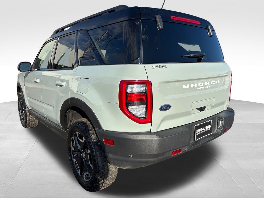 2024 Ford Bronco Sport Outer Banks photo 3