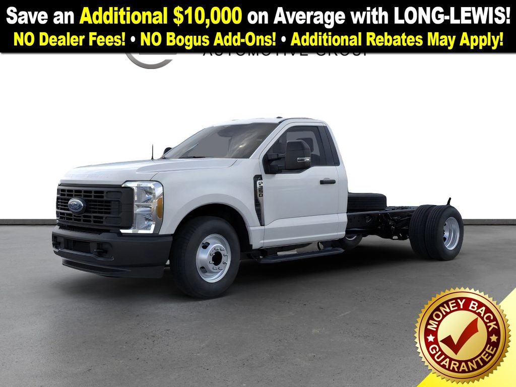2026 Ford F-350 Super Duty Chassis Cab XL's photo