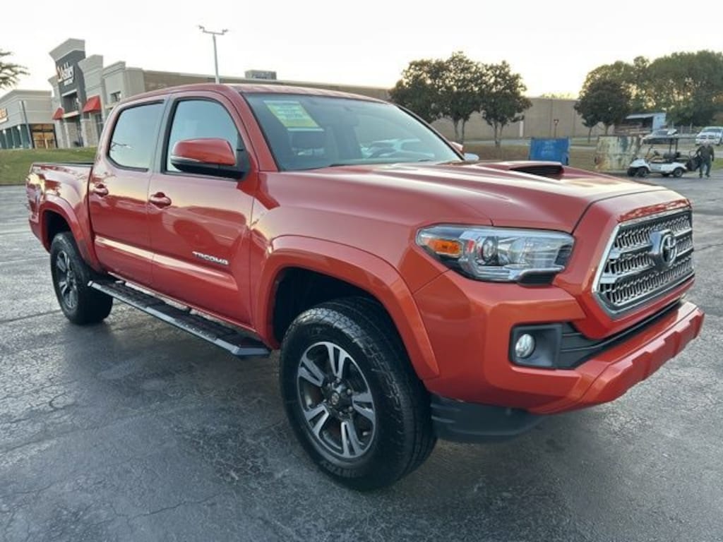 Used 2016 Toyota Tacoma Truck