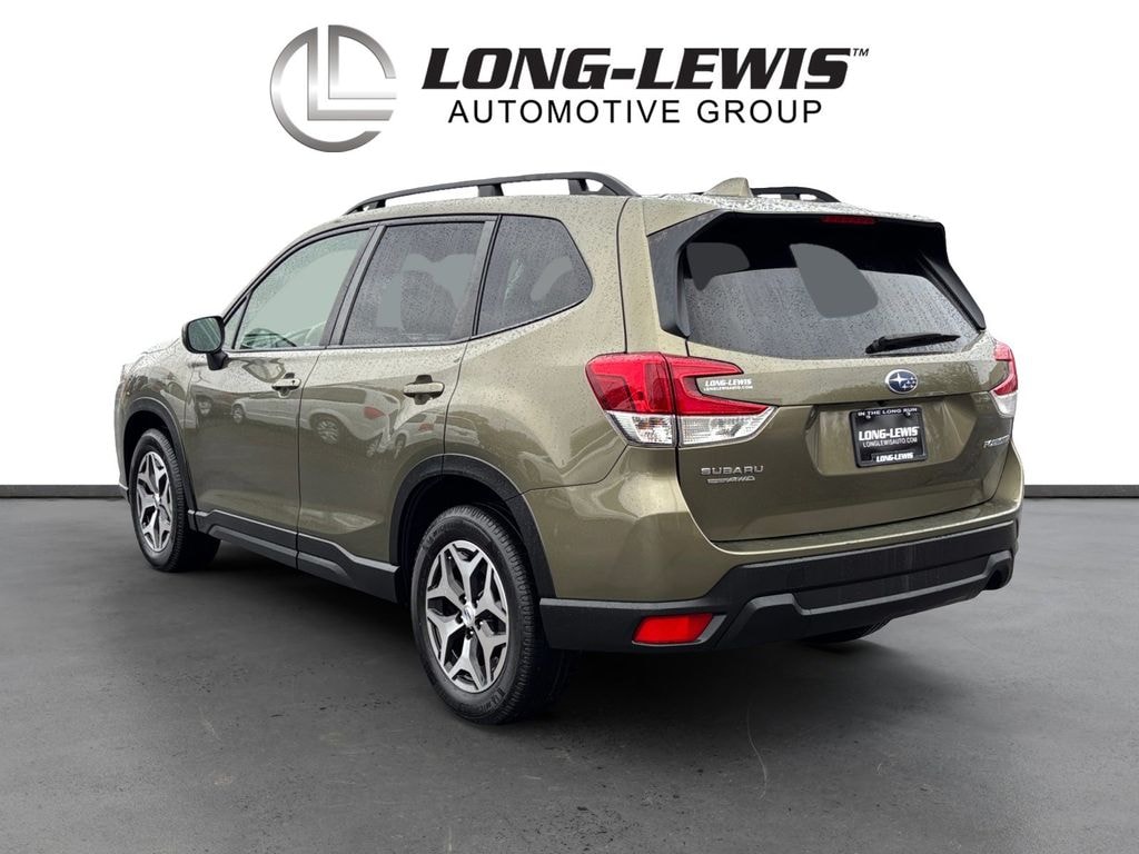 Used 2022 Subaru Forester Premium SUV