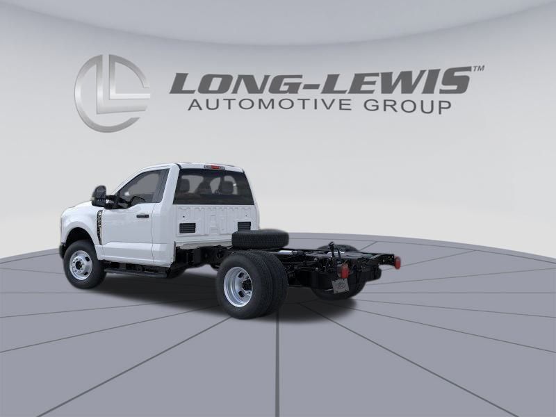 2026 Ford F-350 photo 4