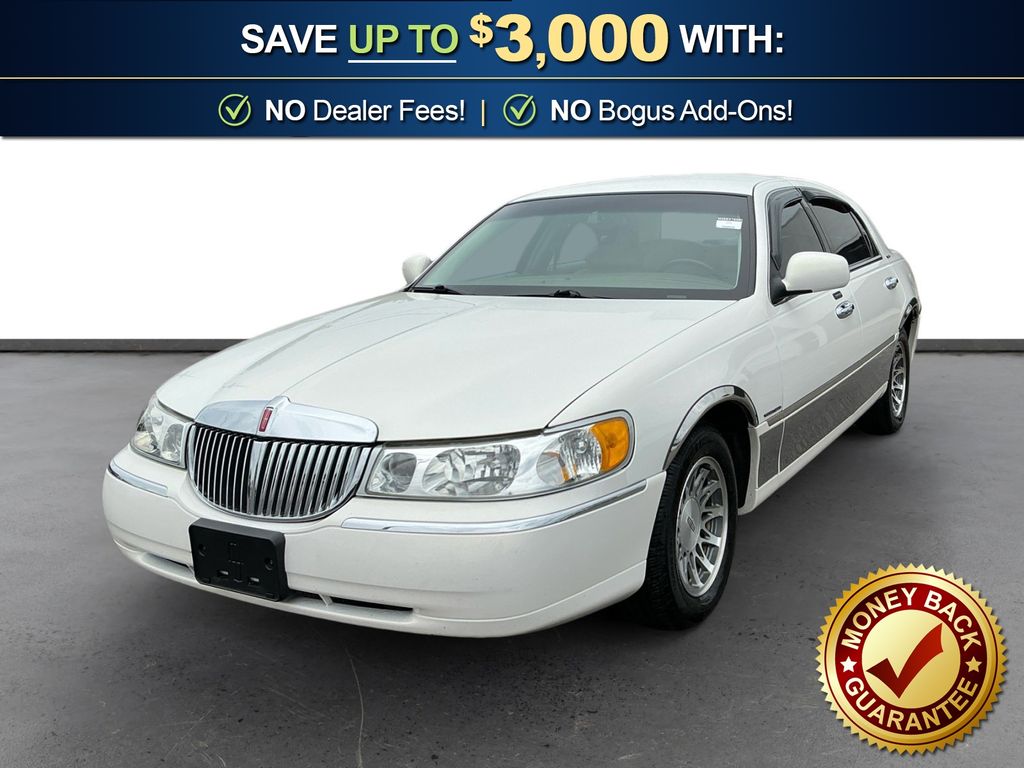 2002 Lincoln Town Car Signature