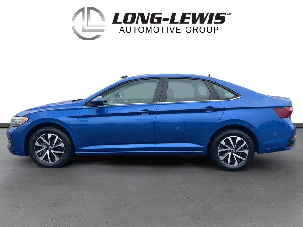 3VW5M7BU3RM004425