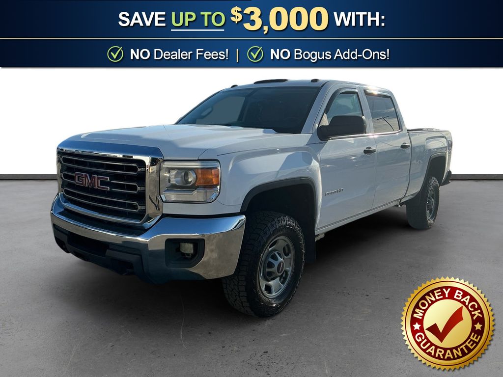 2015 GMC Sierra 4WD Crew Cab Short Box's photo