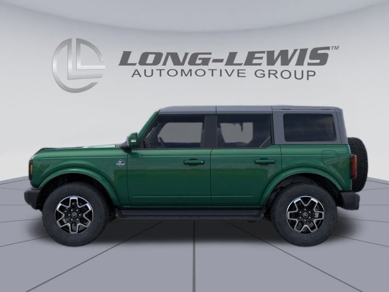 2025 Ford Bronco Outer Banks photo 2