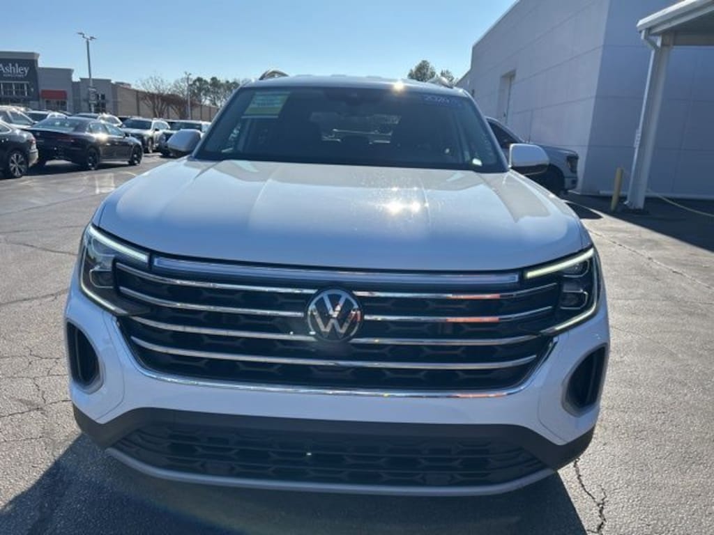 Certified 2024 Volkswagen Atlas 2.0T SE w/Technology SUV