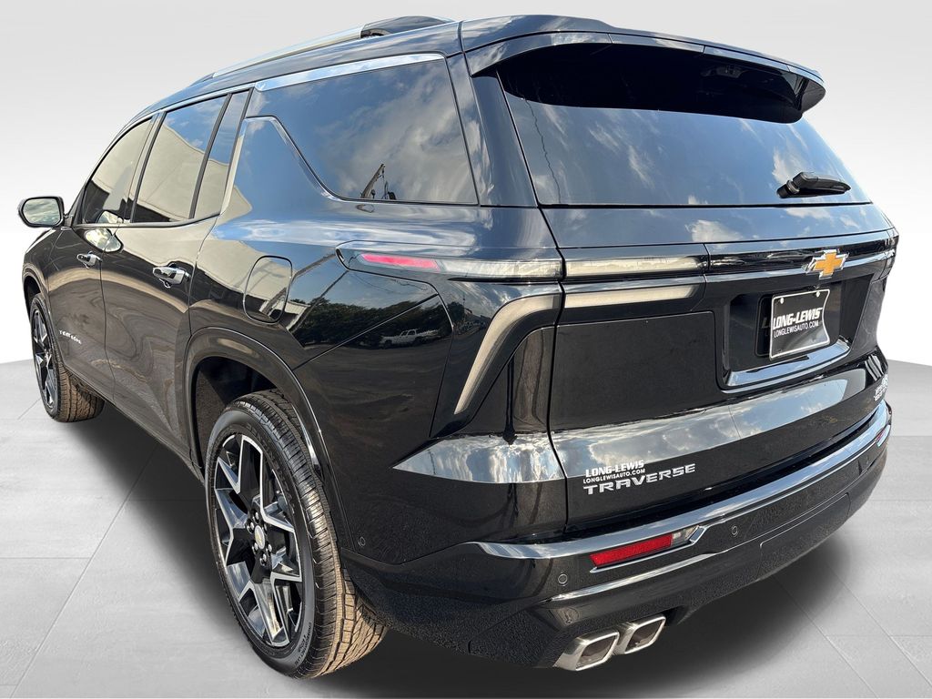 2025 Chevrolet Traverse High Country photo 2