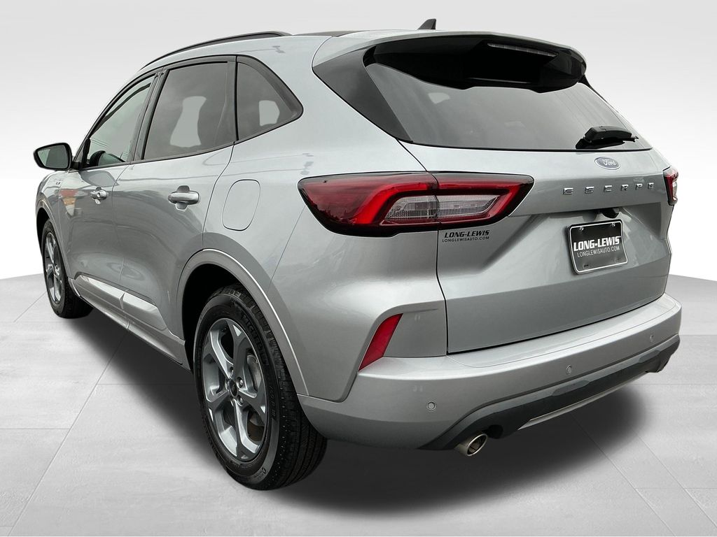 2023 Ford Escape ST-Line photo 3