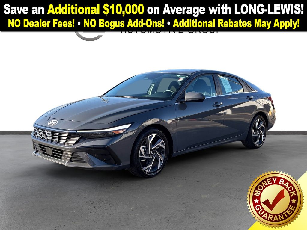 2024 Hyundai Elantra SEL's photo