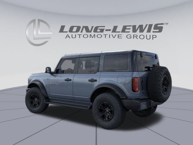 2025 Ford Bronco Outer Banks photo 3
