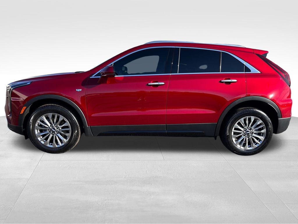 2025 Cadillac XT4 Premium Luxury photo 2