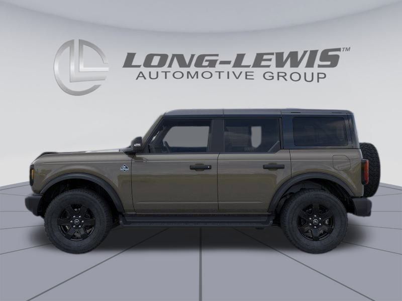 2025 Ford Bronco Outer Banks photo 2