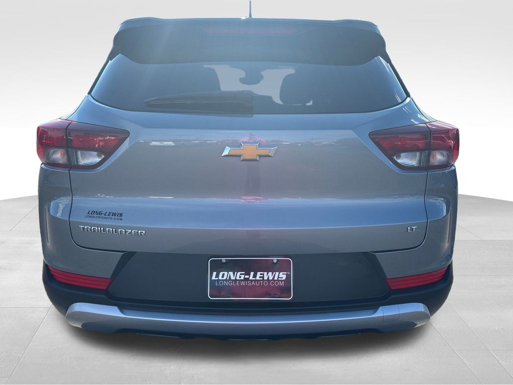 2023 Chevrolet Trailblazer LT photo 4