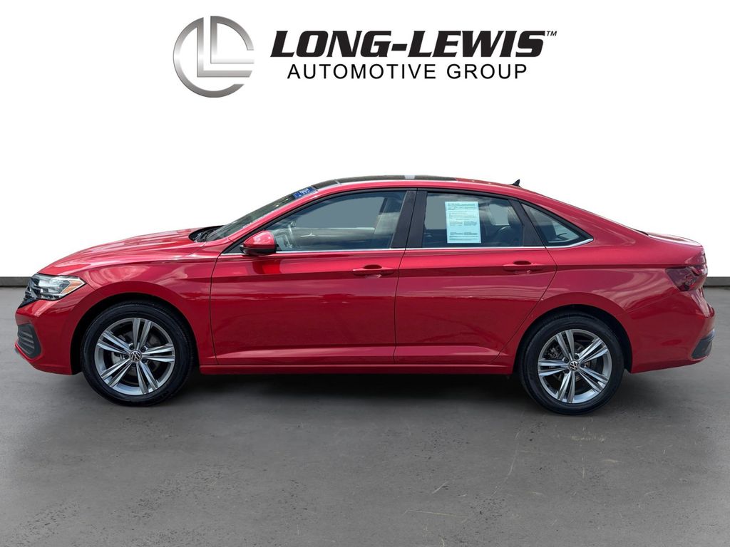 3VW7M7BU4RM047549