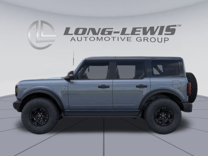 2025 Ford Bronco Outer Banks photo 2