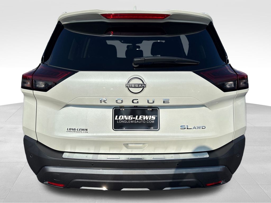 2023 Nissan Rogue SL photo 4