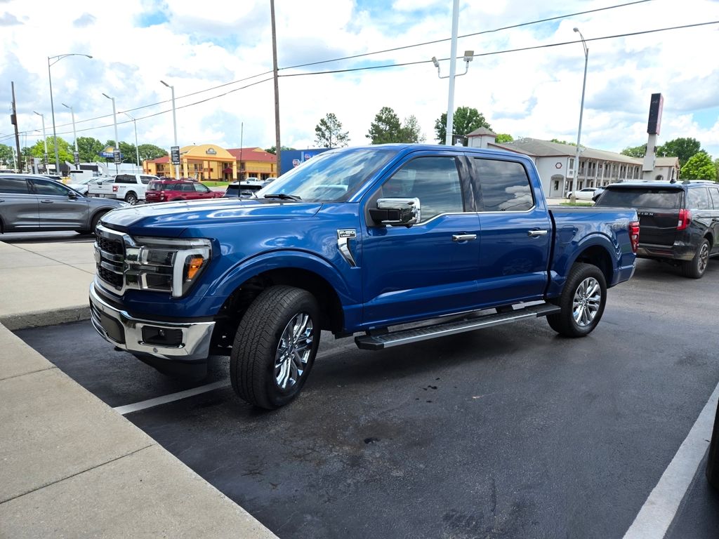 2025 Ford F-150 Lariat 4x4 SuperCrew 5-1/2 Box's photo
