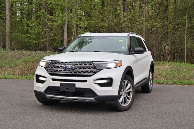 2023 Ford Explorer XLT RWD's photo