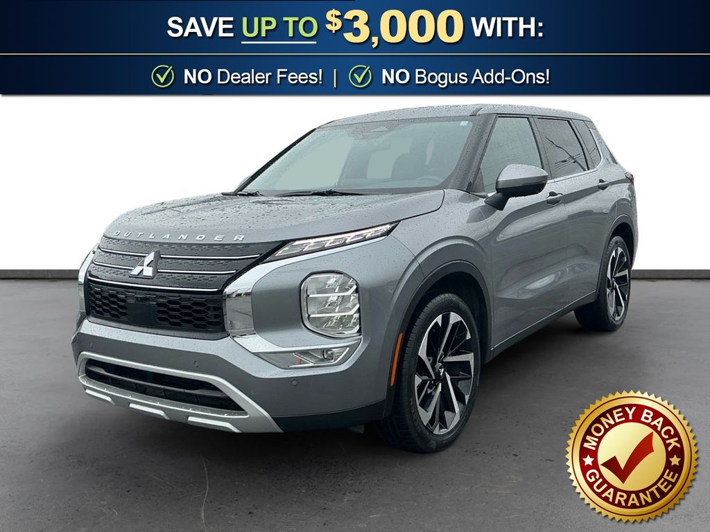 2023 Mitsubishi Outlander SE 2WD's photo