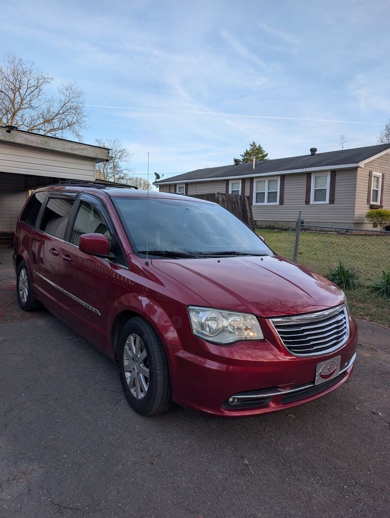 2014 Chrysler Town & Country Touring