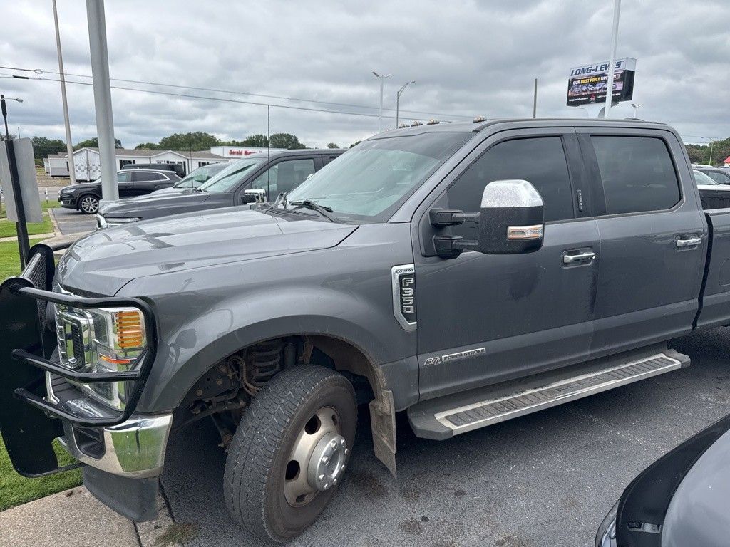 2022 Ford F-350 Lariat 4x4 Crew Cab 8' Box DRW's photo