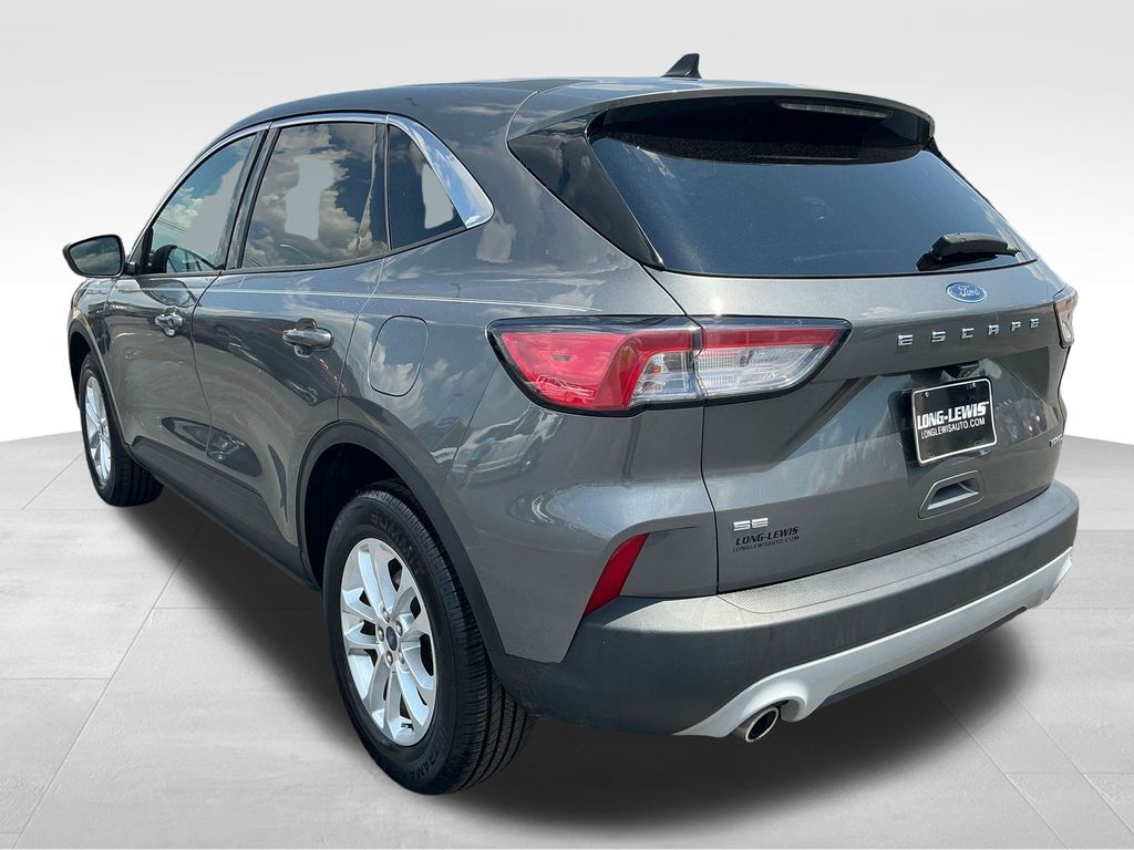2022 Ford Escape SE photo 3