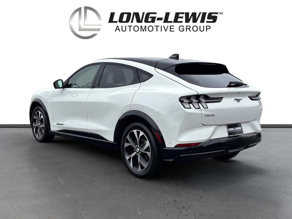 2023 Ford Mustang Mach-E Premium photo 3