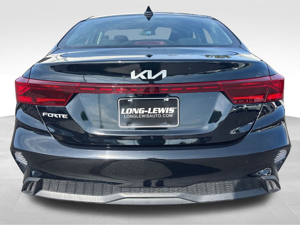 2024 Kia Forte LXS photo 4