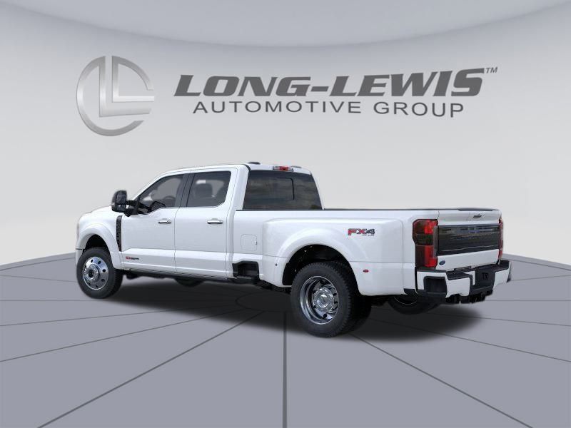 2026 Ford F-450 photo 4