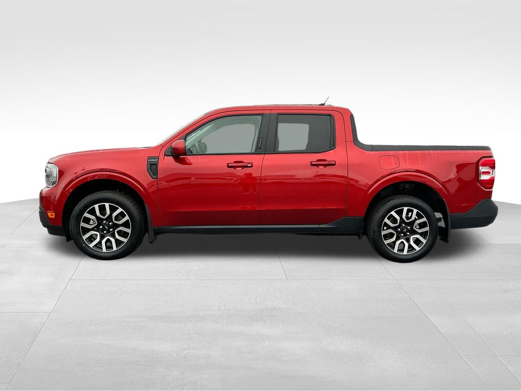 2023 Ford Maverick Lariat photo 2