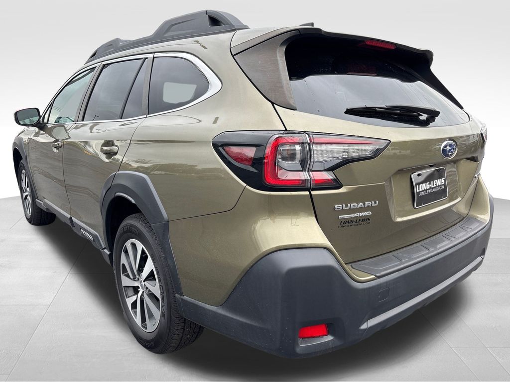 2023 Subaru Outback Premium photo 3