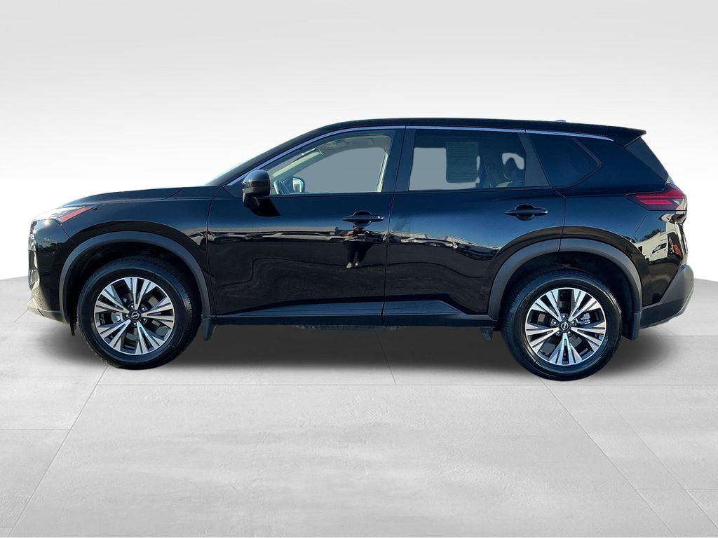2023 Nissan Rogue SV photo 2