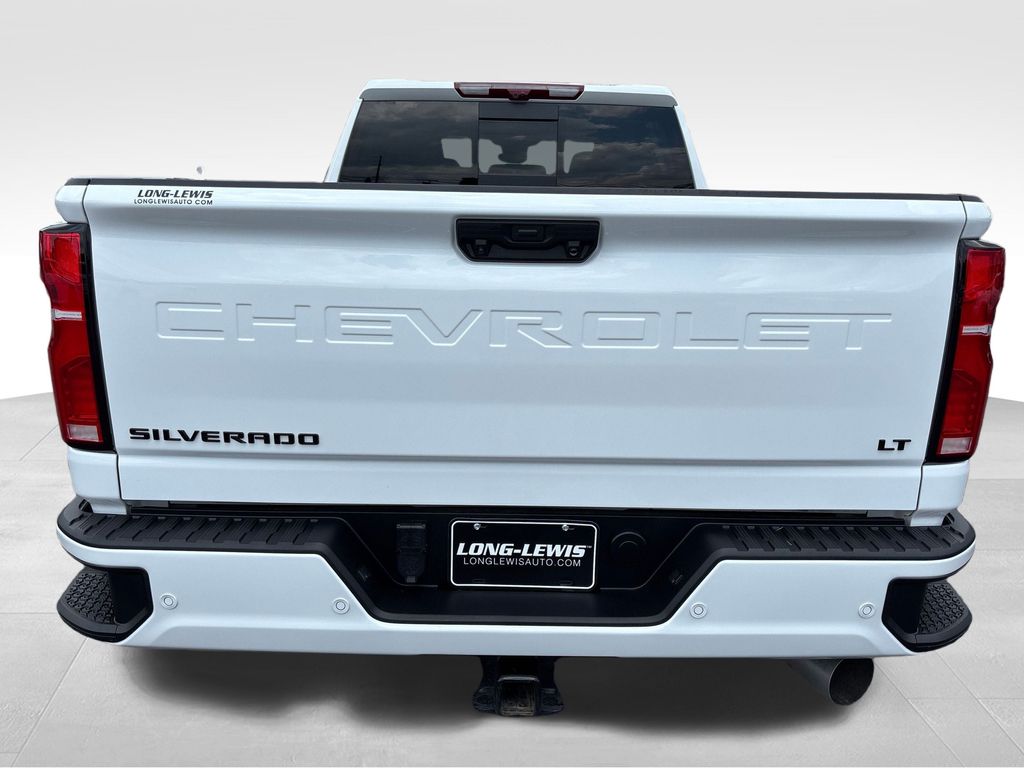 2024 Chevrolet Silverado 3500HD LT photo 4