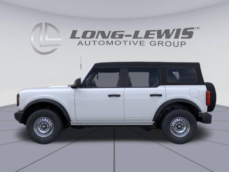 2025 Ford Bronco Base photo 2
