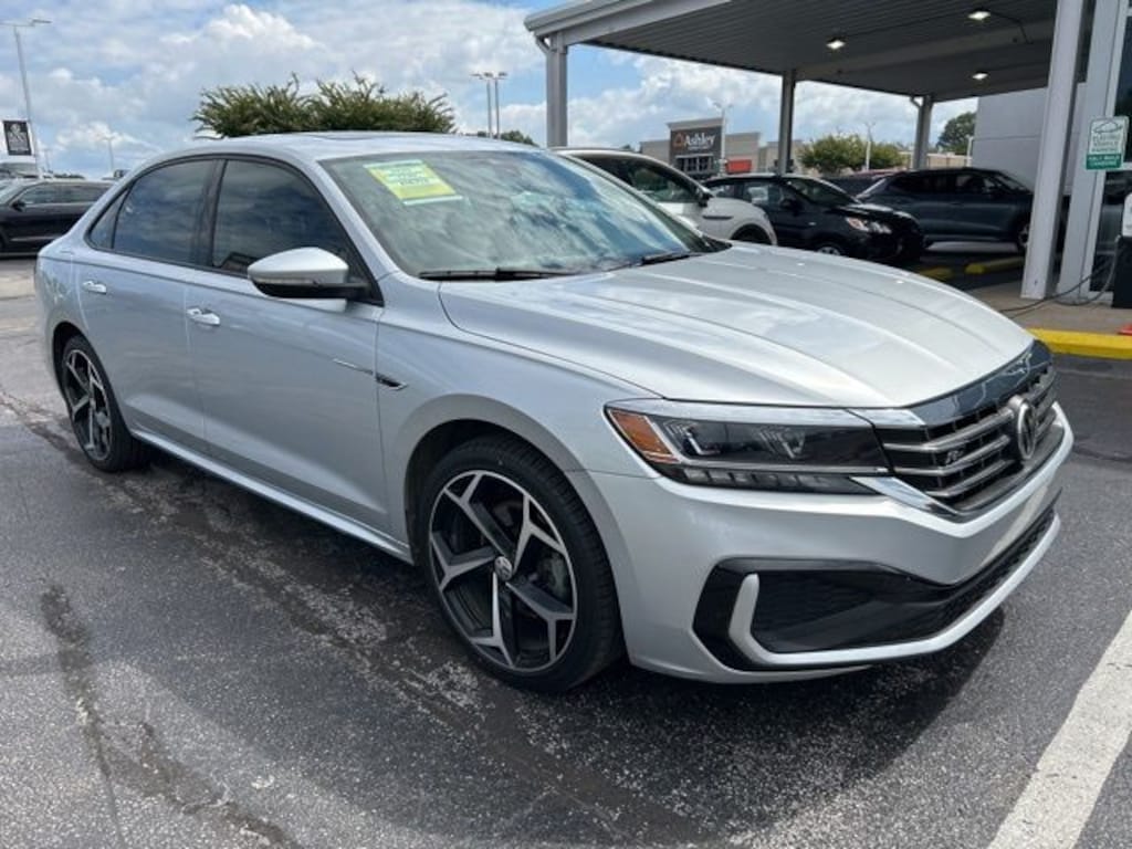 Used 2020 Volkswagen Passat 2.0T R-Line Sedan
