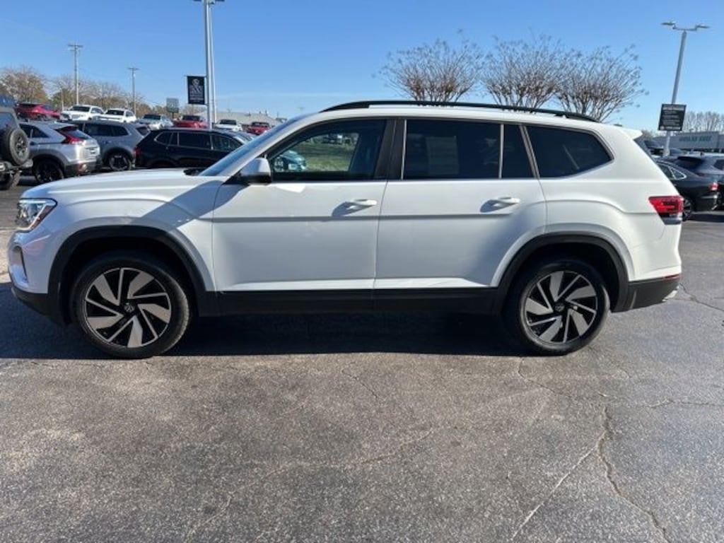 Certified 2024 Volkswagen Atlas 2.0T SE w/Technology SUV