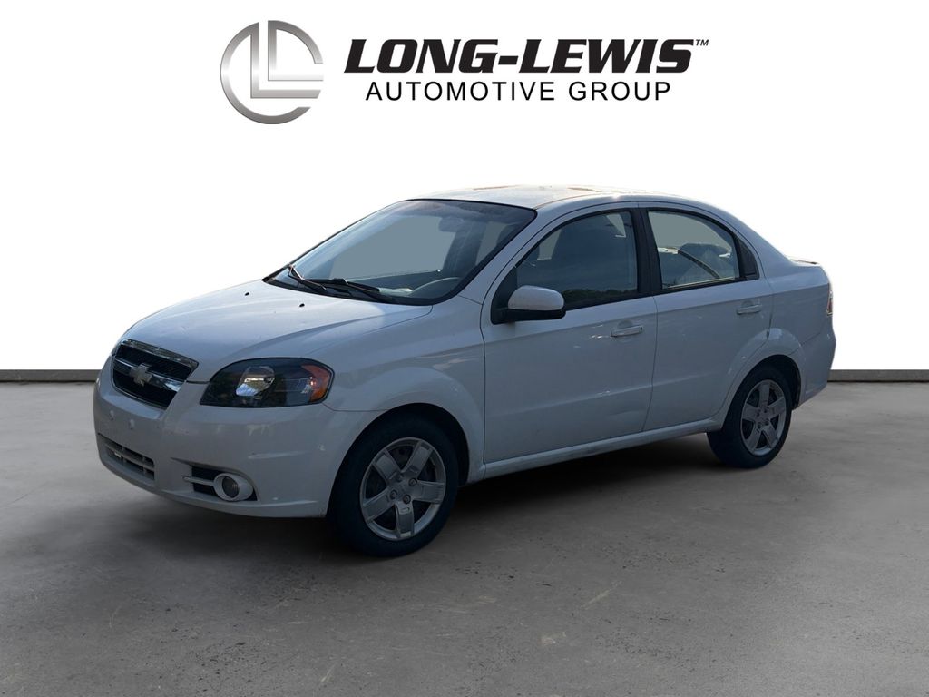 2011 Chevrolet Aveo 2LT