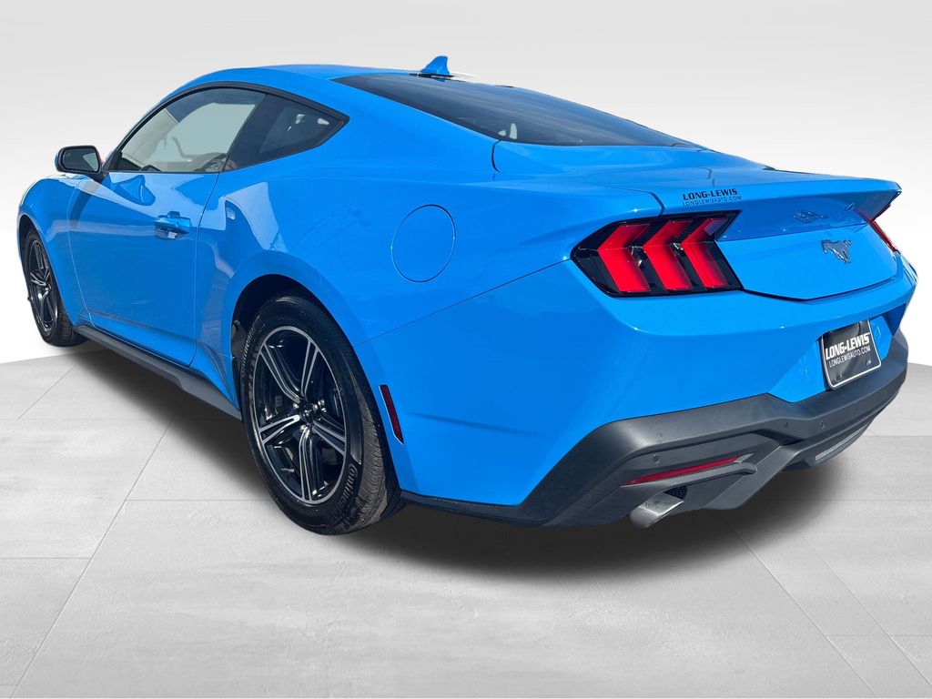2024 Ford Mustang EcoBoost photo 3