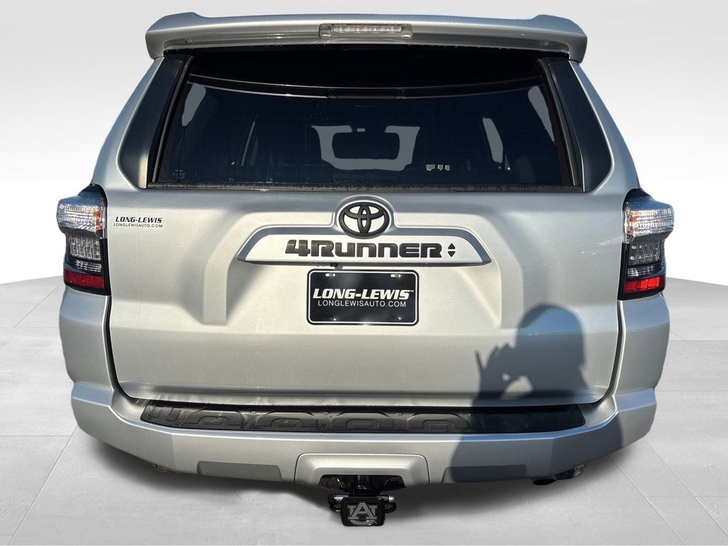 2021 Toyota 4Runner SR5 Premium photo 4