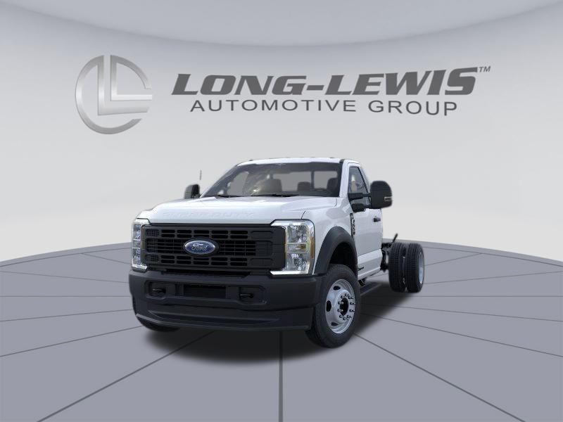 2026 Ford F-550 photo 2
