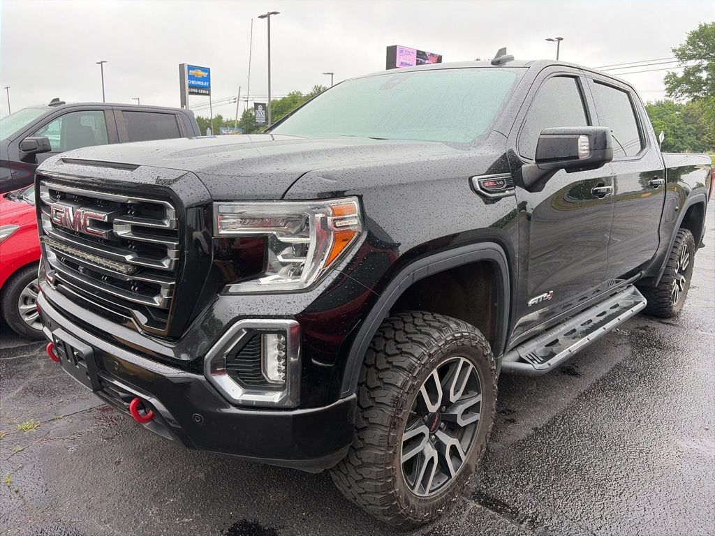 2019 GMC Sierra 4WD Crew Cab Short Box AT4's photo
