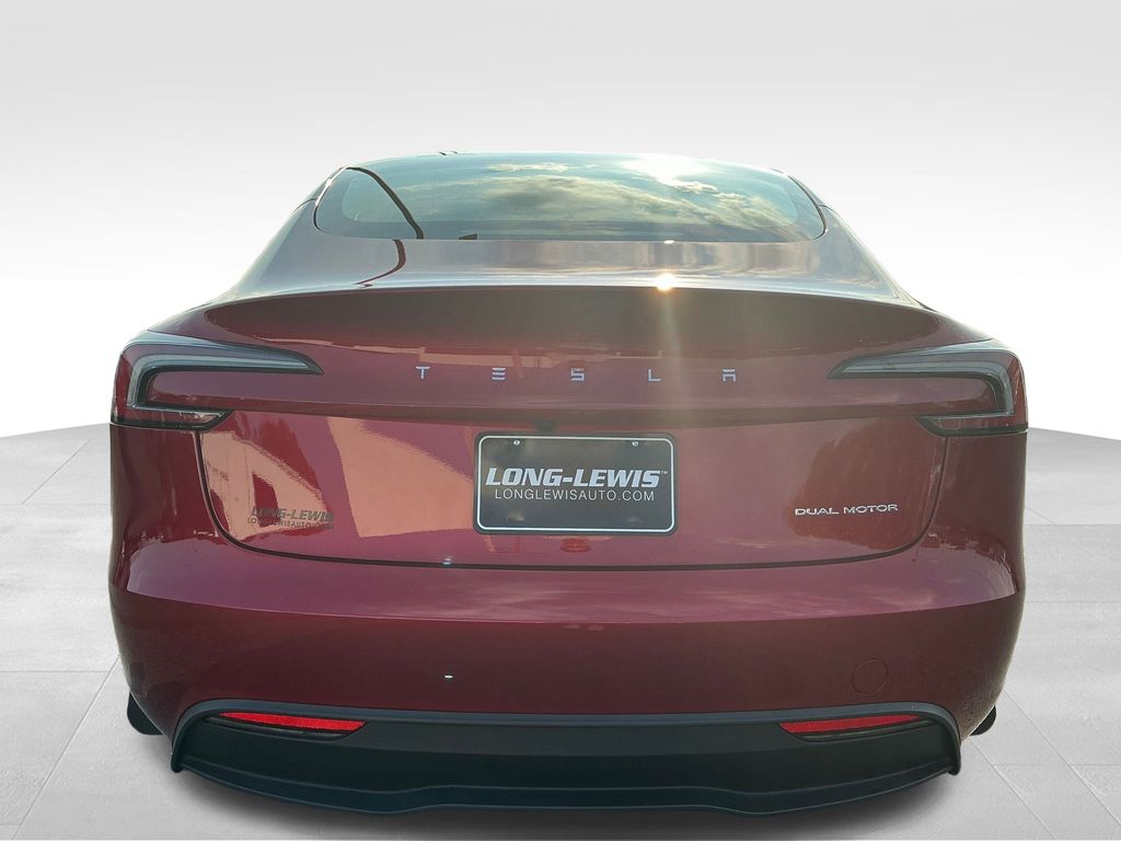 2024 Tesla Model 3 Long Range photo 4