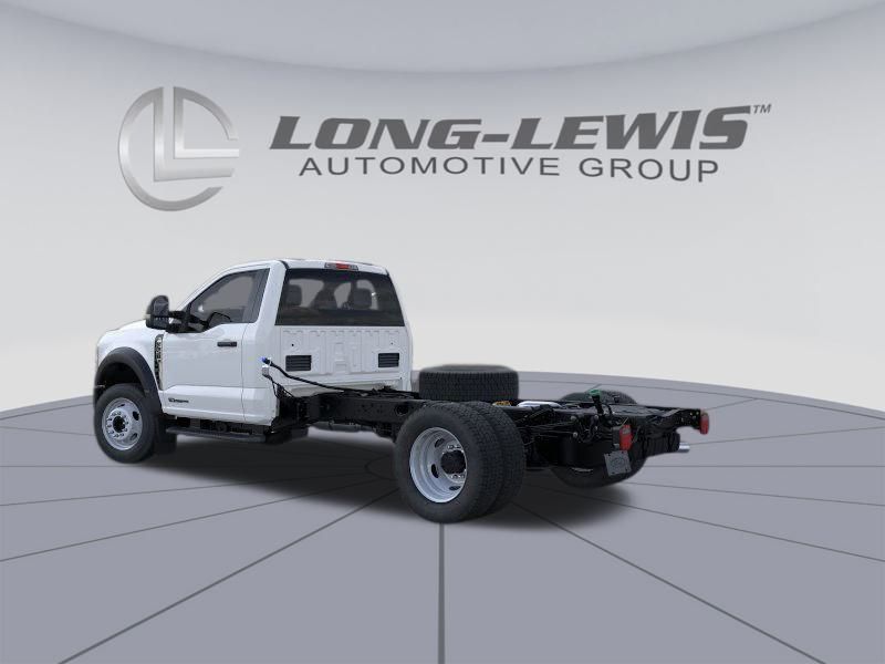 2026 Ford F-550 photo 4